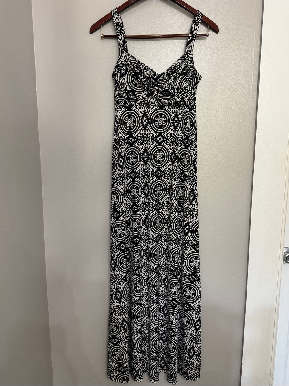 BCBGMaxAzria Black and White Printed Maxi Dress